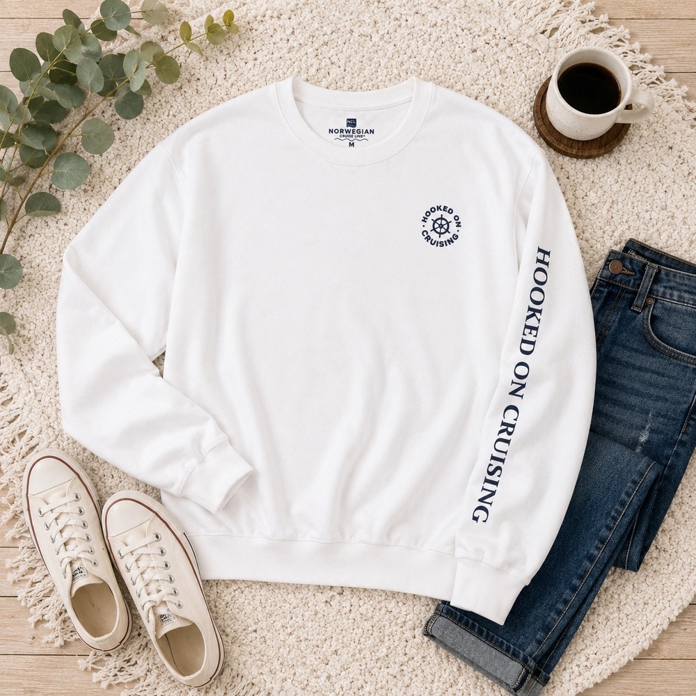Norwegian Cruise Line Sweatshirt Mens Medium White Hooked On Cruising Graphic
